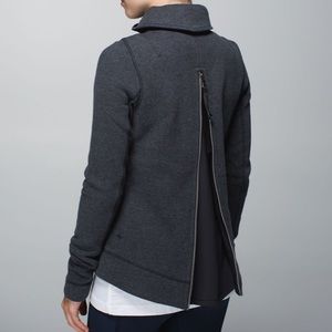 lululemon athletica Jackets & Coats - ~ Lululemon En Route Jacket Size 6 ~ lululemon athletica Jackets & Coats - ~ Lululemon En Route Jacket Size 6 ~
